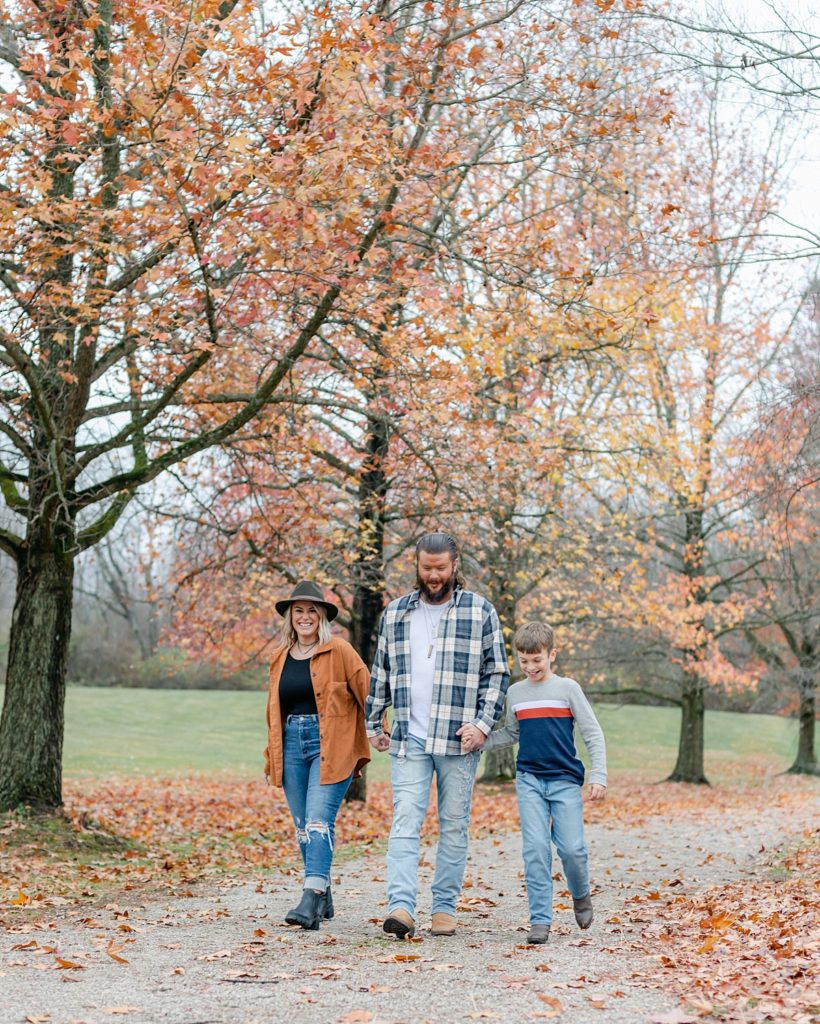 Blended family at Hartville Ohio fall portrait session