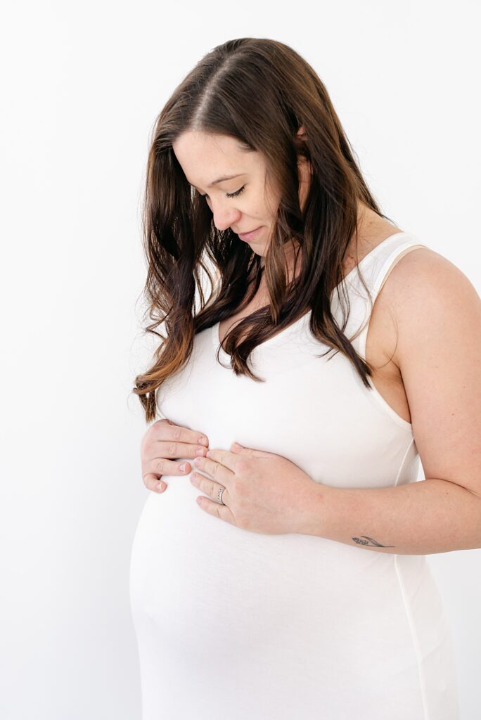 Expecting mama at Petite Maternity Portrait Session