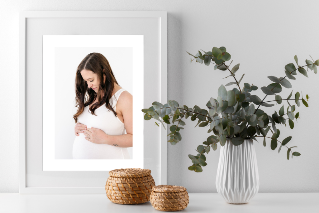How to Display Your Family Portraits: stand out framed image